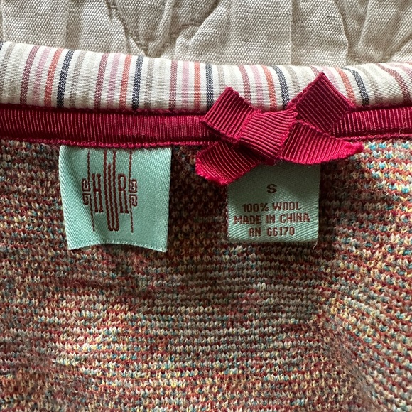 Fun, short, wool knit floral jacket by HWR Size S - Picture 7 of 10